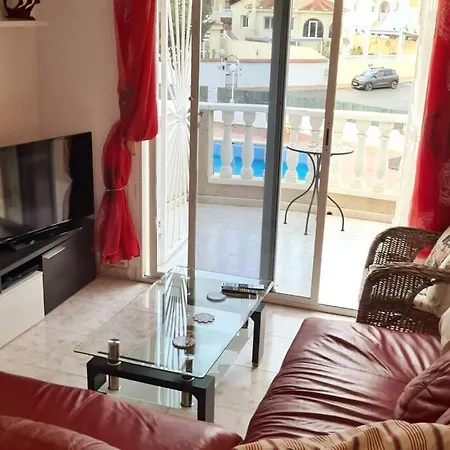 Apartment Gorgeous 3 Bed/2 Bath Pool & Golf Views *
