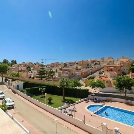 Gorgeous 3 Bed/2 Bath Pool & Golf Views *